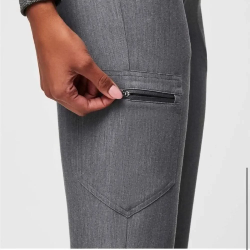 Figs Technical Collection Zamora Jogger Scrub Pants in Graphite Grey Size XS